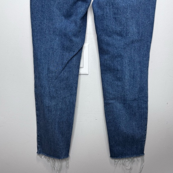 Old Navy Higher High Rise OG Straight Blue Jeans Distressed Button Fly Size 6 - Picture 9 of 13